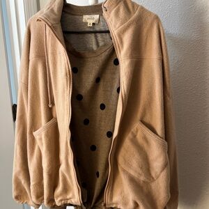 2 Piece Bundle Perch 1XL Beige Pink Zip-Up Hoodie with brown Polka Dot Top